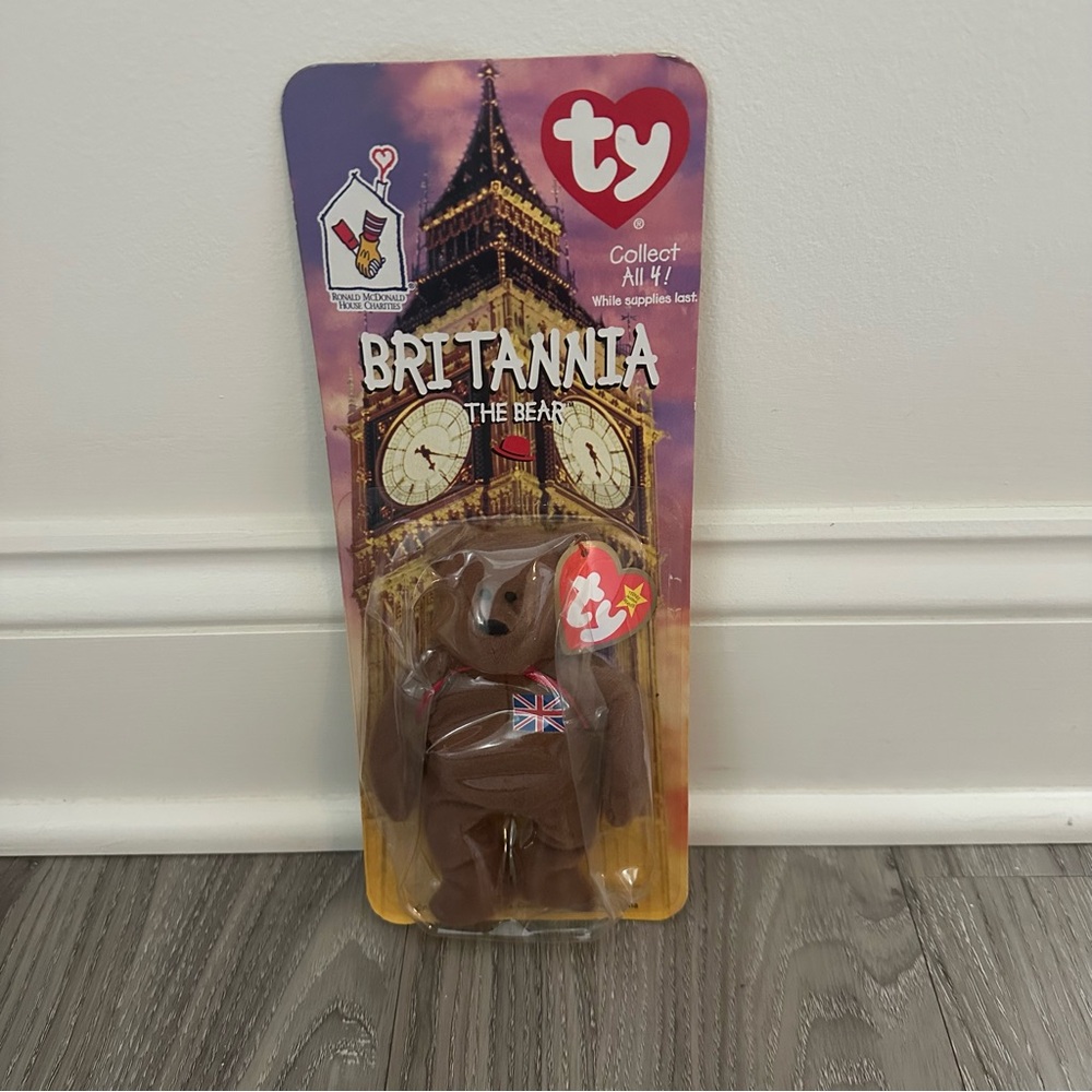 Vintage Britannia the Bear 1997 Mcdonalds TY Beanie Baby, NEW